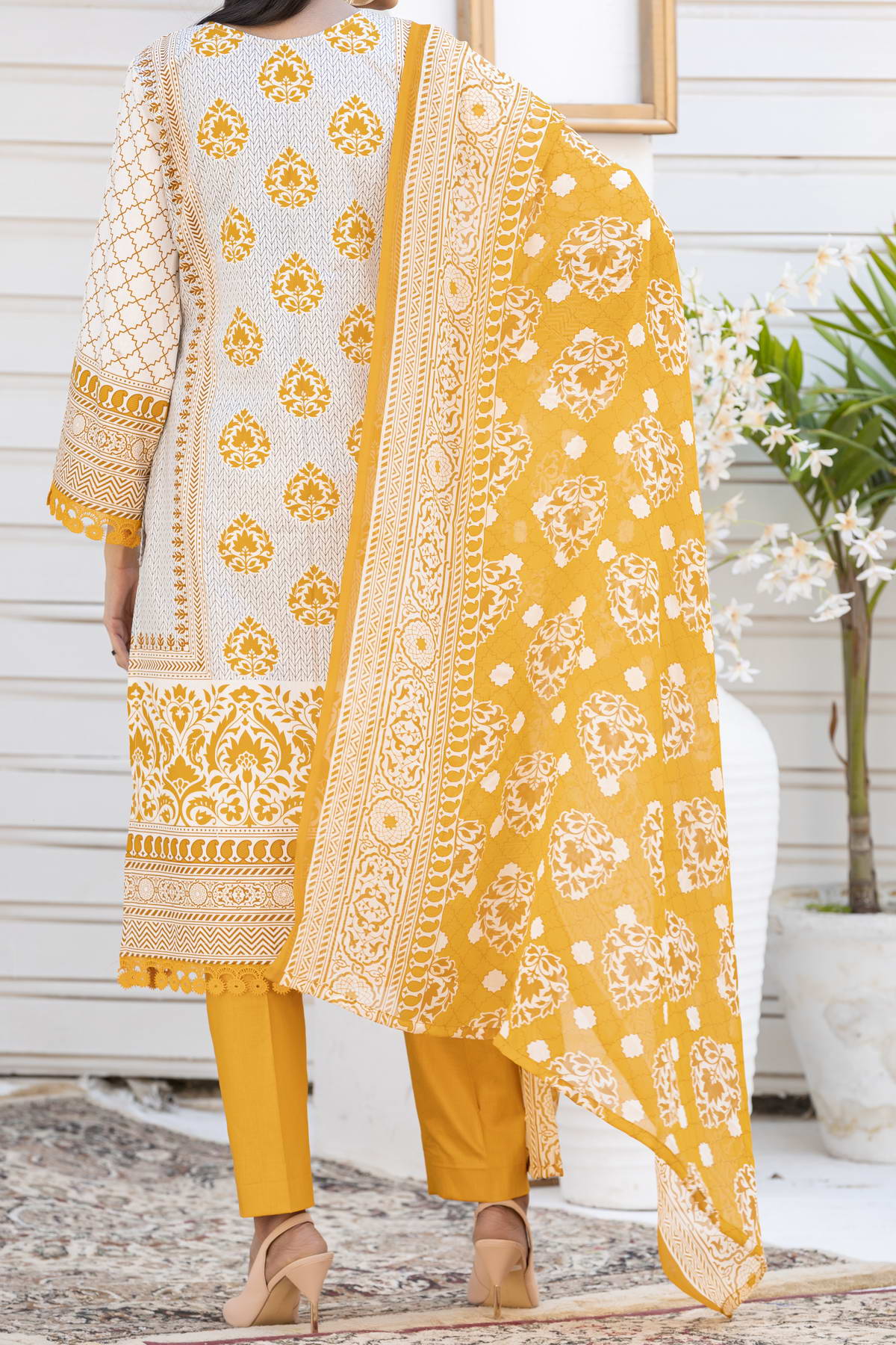 Reshma Emb Lawn D-03