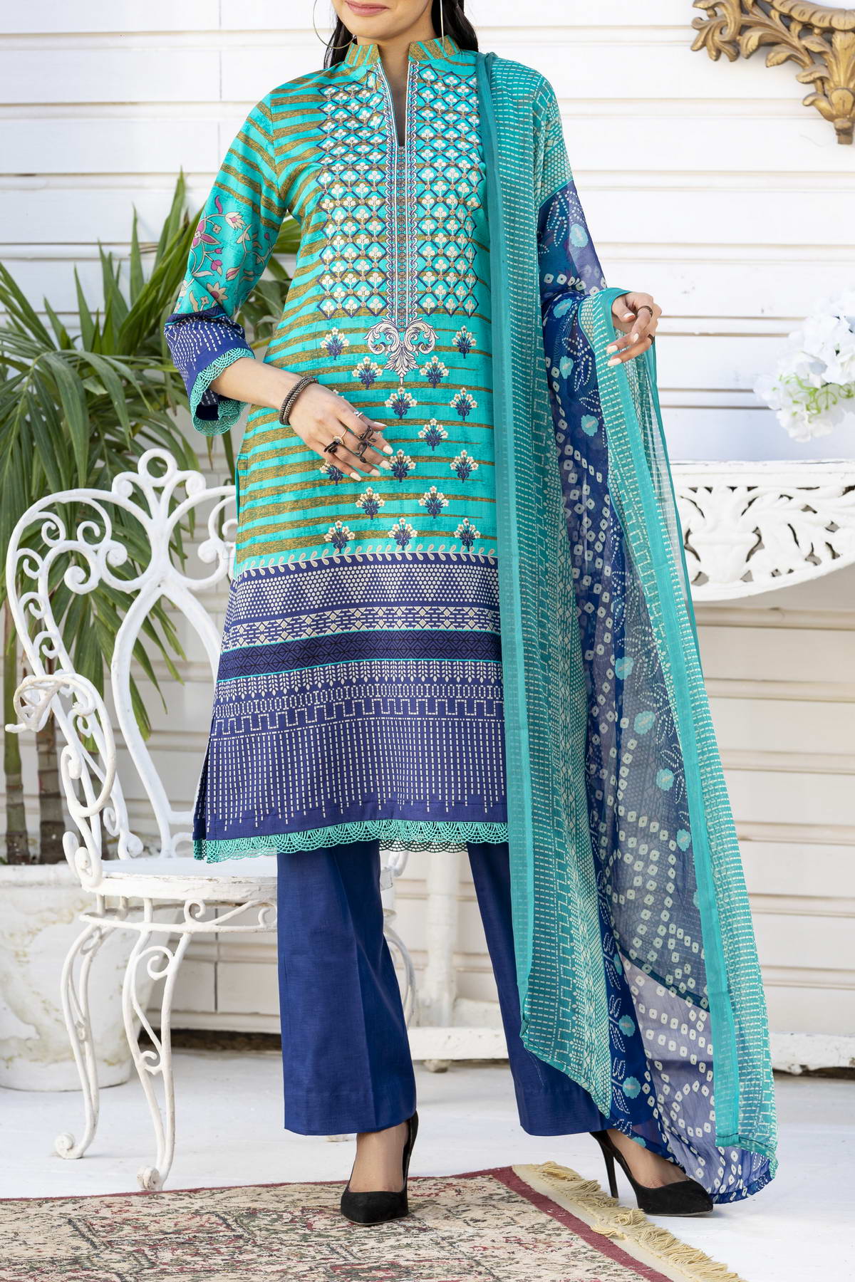 Reshma Emb Lawn D-08